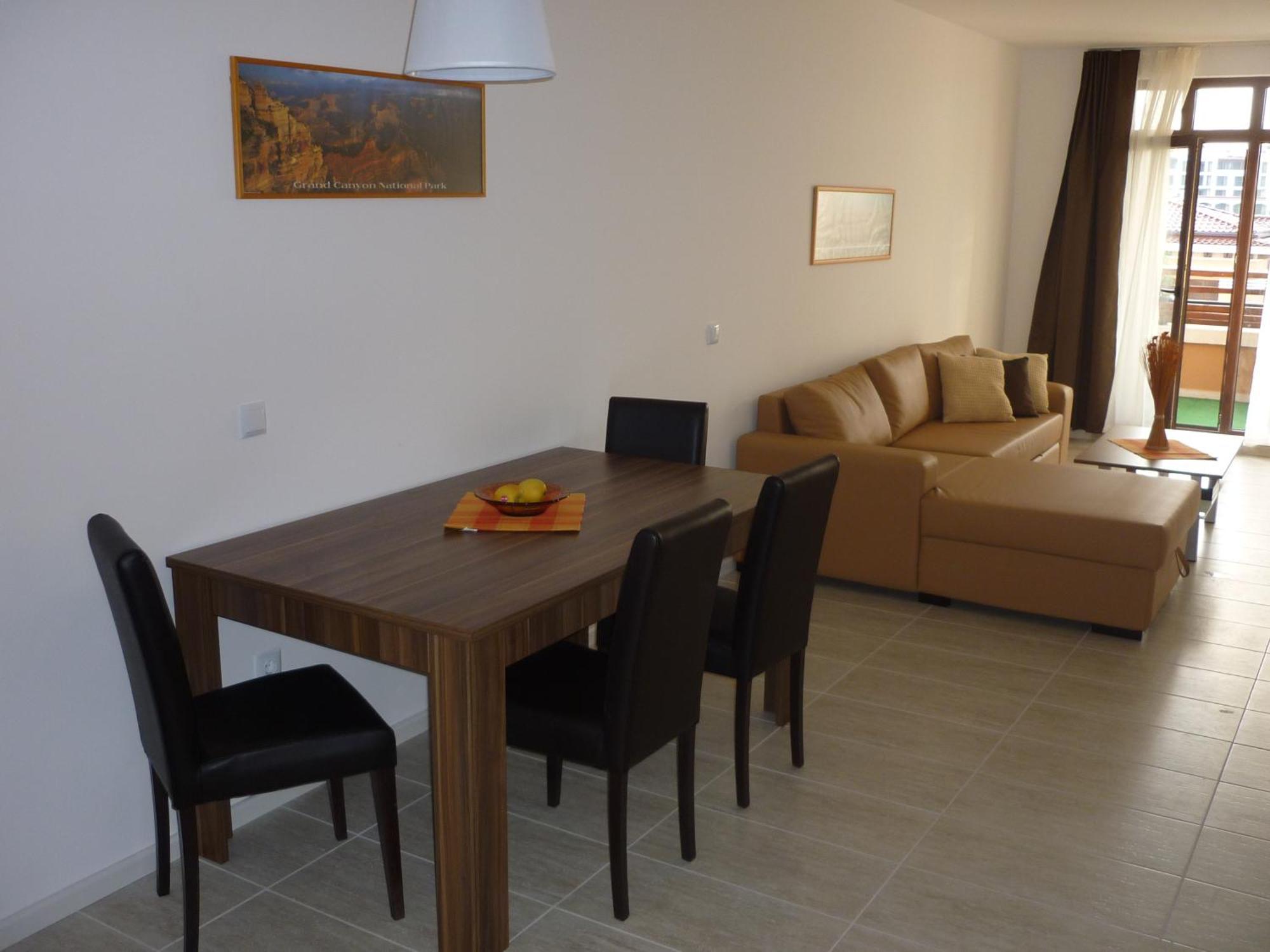 Ganozliev'S Apartments In Kavatsi Area 索佐波尔 外观 照片