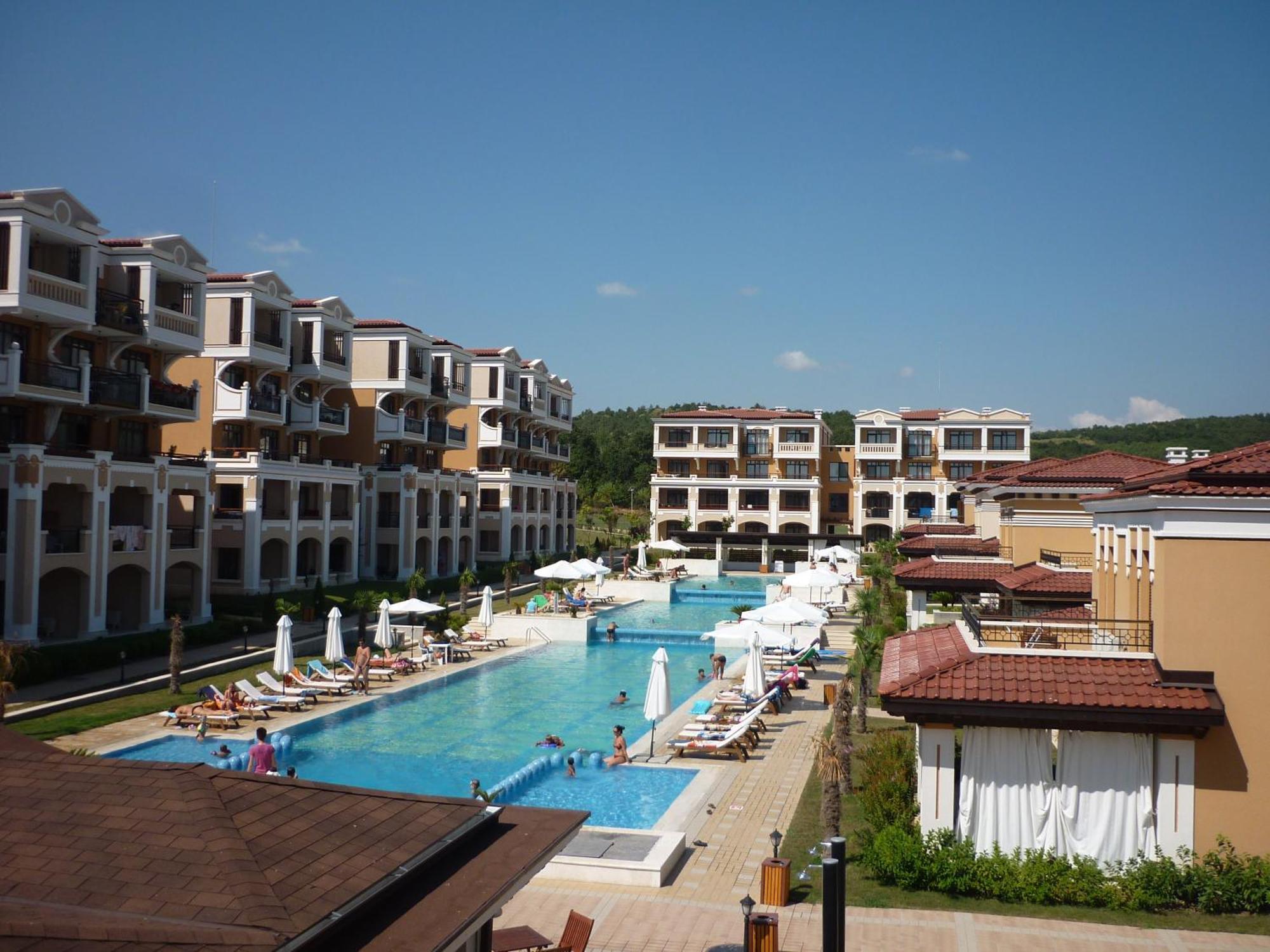 Ganozliev'S Apartments In Kavatsi Area 索佐波尔 外观 照片